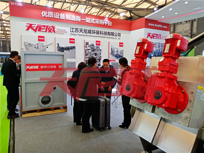 天尼威參加2019上海環博會展會現場